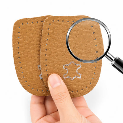 Närbild som visar den ventilerande mikrofiberytan och materialets struktur.