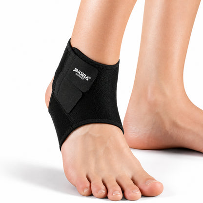 Chevillère réglable avec design de compression et bande velcro offrant stabilité, soutien et soulagement de la cheville.
