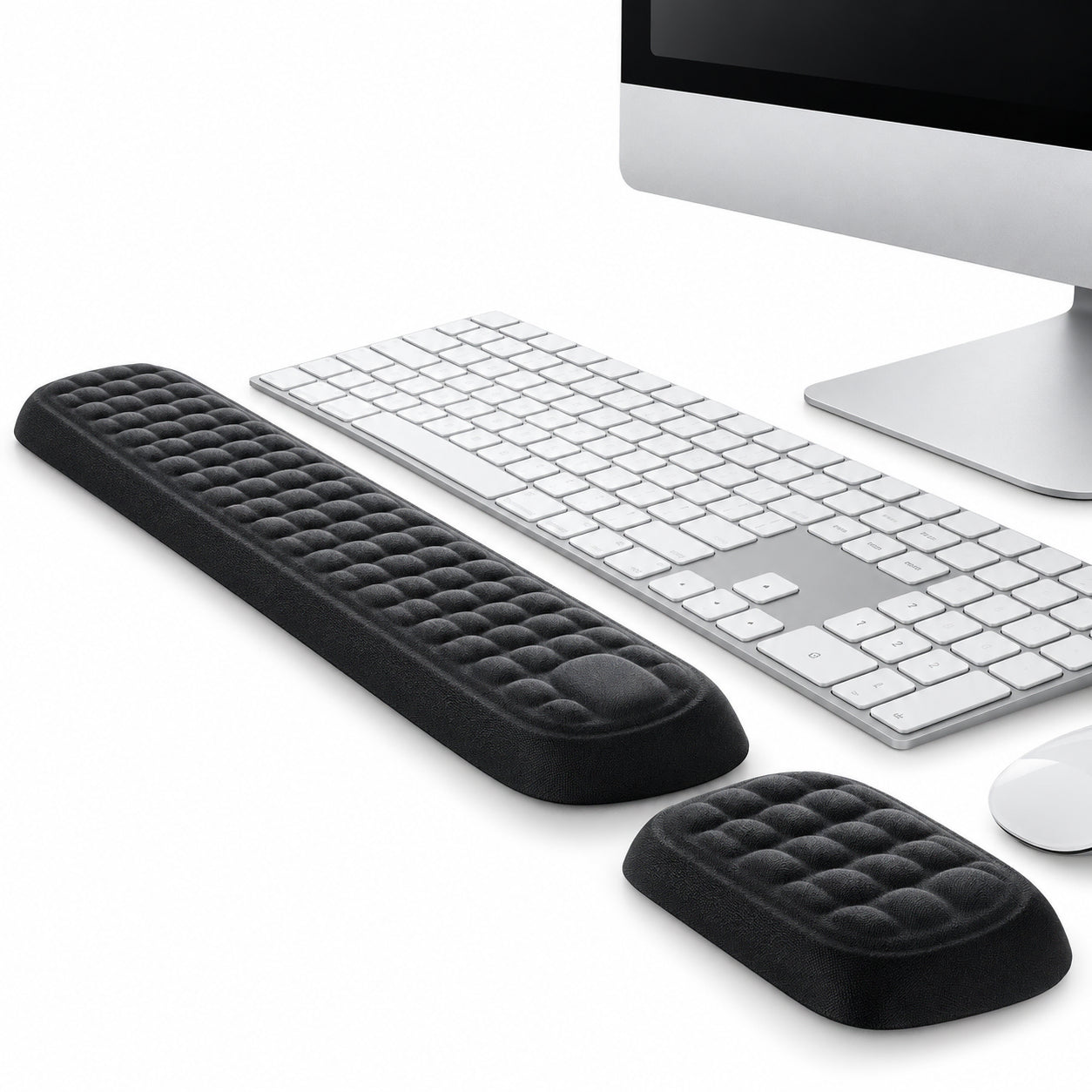 Repose-poignet et repose-souris ergonomique en mousse à mémoire de forme pour plus de confort au bureau.