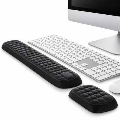 Repose-poignet et repose-souris ergonomique en mousse à mémoire de forme pour plus de confort au bureau.